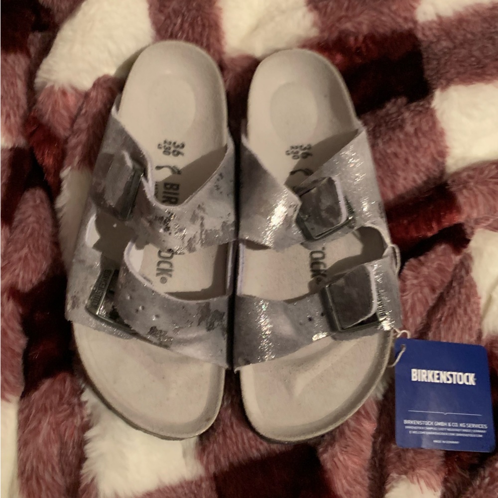 Birkenstock Arizona in Metallic Gray and Silver Narrow Fit